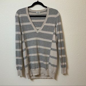 Wallace women’s gray creamy striped sweater size S